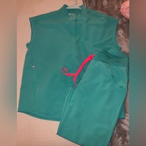 NWOT Figs Scrubs/Never Worn! 
 Surgical Green